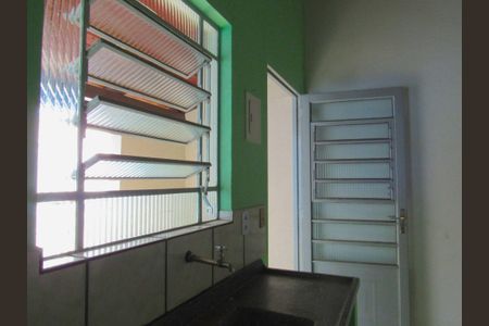 Cozinha de casa para alugar com 1 quarto, 50m² em Novo Osasco, Osasco