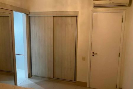 Apartamento à venda com 150m², 3 quartos e 3 vagasFoto 01