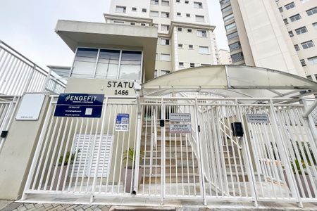 Apartamento à venda com 66m², 2 quartos e 1 vagaFachada + plaquinha