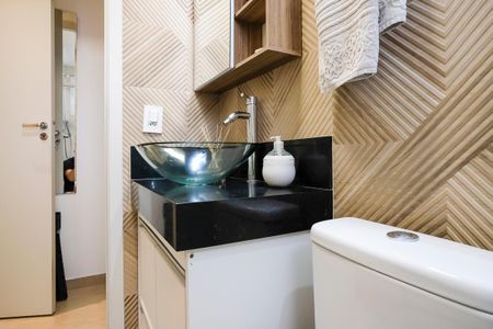 Apartamento à venda com 66m², 2 quartos e 1 vagaBanheiro da suíte