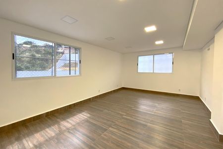 Apartamento à venda com 63m², 2 quartos e 2 vagas Apartamento à venda com 63m², 2 quartos e 2 vagasÁrea comum - Academia (em montagem)