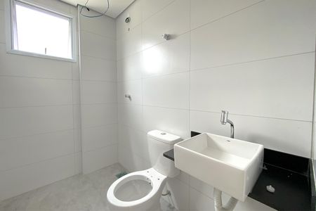 Apartamento à venda com 63m², 2 quartos e 2 vagas Apartamento à venda com 63m², 2 quartos e 2 vagasBanheiro da Suíte 1