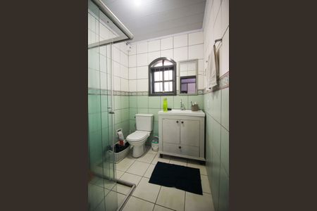 Casa à venda com 210m², 2 quartos e 5 vagas Casa à venda com 210m², 2 quartos e 5 vagasBanheiro da Suíte