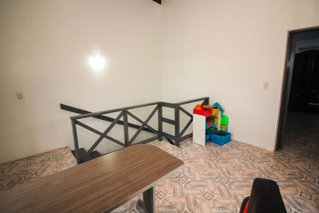 Casa à venda com 210m², 2 quartos e 5 vagas Casa à venda com 210m², 2 quartos e 5 vagasEscritório