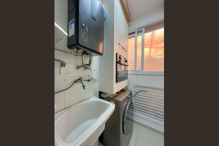 Apartamento à venda com 82m², 2 quartos e 1 vagaÁrea de Serviço