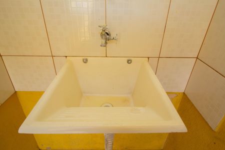 Casa para alugar com 28m², 1 quarto e sem vagaÁrea de Serviço