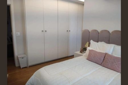 Apartamento à venda com 234m², 4 quartos e 4 vagas Apartamento à venda com 234m², 4 quartos e 4 vagasFoto 23