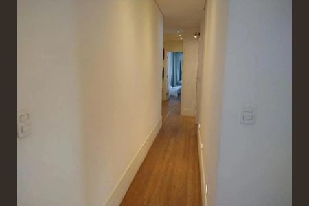 Apartamento à venda com 234m², 4 quartos e 4 vagas Apartamento à venda com 234m², 4 quartos e 4 vagasFoto 24