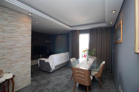 Apartamento à venda com 78m², 3 quartos e 1 vaga Apartamento à venda com 78m², 3 quartos e 1 vagaSala