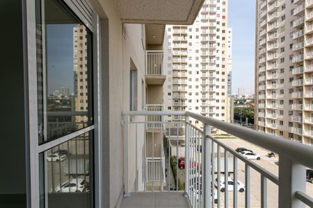 Apartamento para alugar com 27m², 1 quarto e sem vaga Apartamento para alugar com 27m², 1 quarto e sem vagaVaranda da Sala/Cozinha