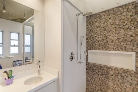 Apartamento à venda com 393m², 3 quartos e 4 vagasBanheiro da Suíte 3