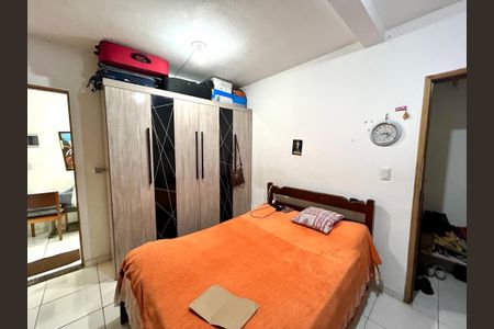 Casa à venda com 292m², 5 quartos e 4 vagas Casa à venda com 292m², 5 quartos e 4 vagasQuarto Suíte