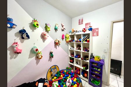 Casa à venda com 292m², 5 quartos e 4 vagas Casa à venda com 292m², 5 quartos e 4 vagasQuarto 1