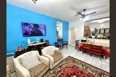 Casa à venda com 292m², 5 quartos e 4 vagas Casa à venda com 292m², 5 quartos e 4 vagasSala