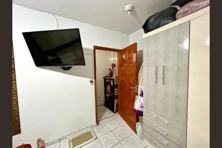 Casa à venda com 292m², 5 quartos e 4 vagas Casa à venda com 292m², 5 quartos e 4 vagasQuarto 4