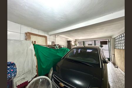 Casa à venda com 292m², 5 quartos e 4 vagas Casa à venda com 292m², 5 quartos e 4 vagasGaragem