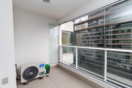 Varanda de kitnet/studio à venda com 1 quarto, 38m² em Consolação, São Paulo