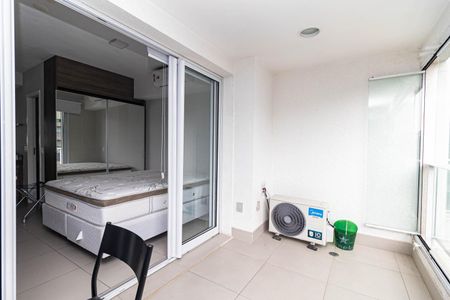 Studio à venda com 38m², 1 quarto e 1 vagaVaranda