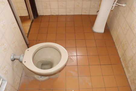 Casa para alugar com 1001m², 4 quartos e 4 vagasBanheiro de Serviço