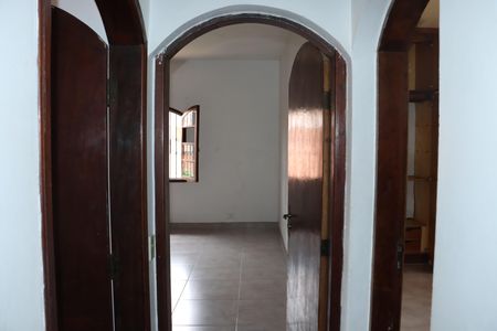 Casa para alugar com 1001m², 4 quartos e 4 vagasCorredor