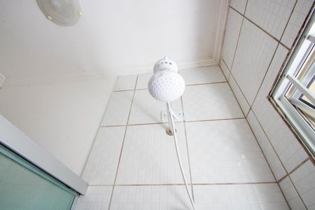 Banheiro Social de casa para alugar com 1 quarto, 52m² em Vila Linda, Santo André