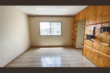 Apartamento à venda com 74m², 2 quartos e 1 vaga Apartamento à venda com 74m², 2 quartos e 1 vagaSala