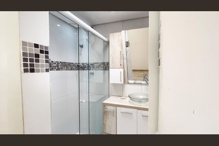 Apartamento à venda com 74m², 2 quartos e 1 vaga Apartamento à venda com 74m², 2 quartos e 1 vagaBanheiro