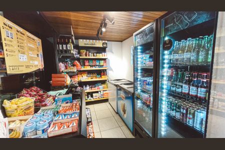 Apartamento à venda com 74m², 2 quartos e 1 vaga Apartamento à venda com 74m², 2 quartos e 1 vagaMercadinho