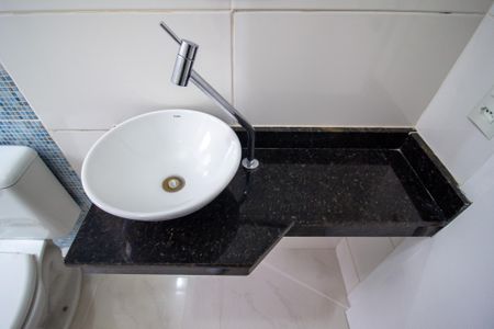 Apartamento para alugar com 50m², 2 quartos e 1 vaga Apartamento para alugar com 50m², 2 quartos e 1 vagaBanheiro