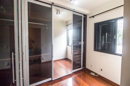 Apartamento à venda com 86m², 2 quartos e 2 vagasCloset da Suíte