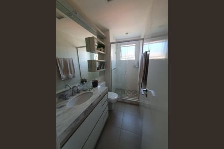 Apartamento à venda com 106m², 2 quartos e 2 vagasBanheiro