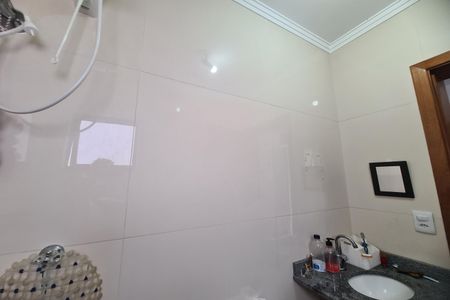 Casa à venda com 88m², 2 quartos e 2 vagas