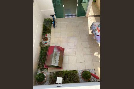 Casa à venda com 240m², 3 quartos e 4 vagas