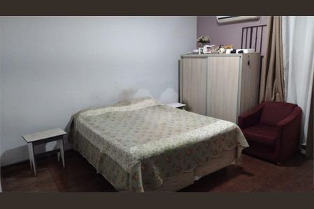 Casa à venda com 3 quartos, 109m² em Parque Peruche, São Paulo