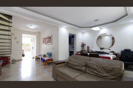 Casa de condomínio para alugar com 97m², 3 quartos e 2 vagas Casa de condomínio para alugar com 97m², 3 quartos e 2 vagasSala