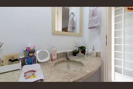 Casa de condomínio para alugar com 97m², 3 quartos e 2 vagas Casa de condomínio para alugar com 97m², 3 quartos e 2 vagasLavabo