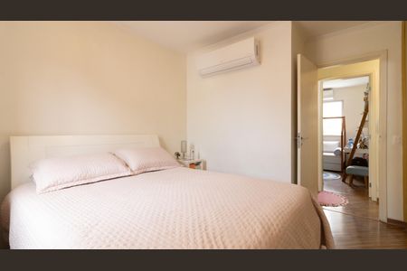 Casa de condomínio para alugar com 97m², 3 quartos e 2 vagas Casa de condomínio para alugar com 97m², 3 quartos e 2 vagasSuíte