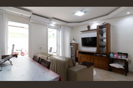 Casa de condomínio para alugar com 97m², 3 quartos e 2 vagas Casa de condomínio para alugar com 97m², 3 quartos e 2 vagasSala