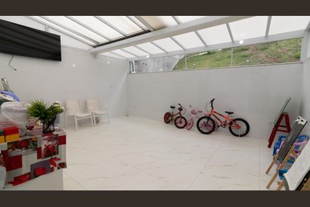 Casa de condomínio para alugar com 97m², 3 quartos e 2 vagas Casa de condomínio para alugar com 97m², 3 quartos e 2 vagasÁrea Externa