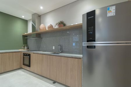 Apartamento para alugar com 29m², 1 quarto e sem vagaÁrea comum - Salão de festas