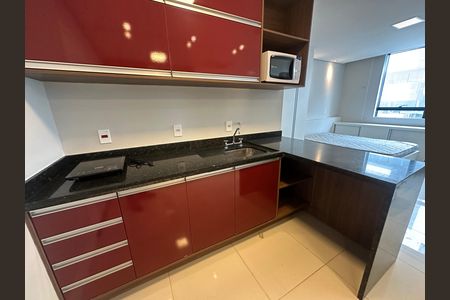 Cozinha de apartamento para alugar com 1 quarto, 26m² em Bethaville I, Barueri