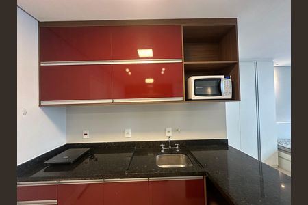Cozinha de apartamento para alugar com 1 quarto, 26m² em Bethaville I, Barueri