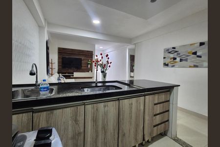 Cozinha de apartamento para alugar com 1 quarto, 45m² em Recreio dos Bandeirantes, Rio de Janeiro