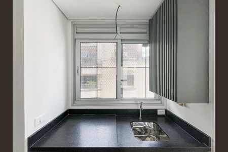 Apartamento à venda com 79m², 1 quarto e 1 vaga Apartamento à venda com 79m², 1 quarto e 1 vagaÁrea de Serviço