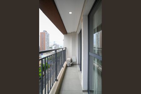 Studio para alugar com 33m², 1 quarto e sem vaga Studio para alugar com 33m², 1 quarto e sem vagaStudio - Varanda