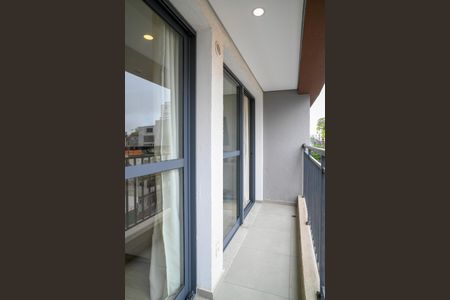 Studio para alugar com 33m², 1 quarto e sem vaga Studio para alugar com 33m², 1 quarto e sem vagaStudio - Varanda