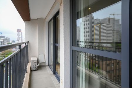 Studio para alugar com 33m², 1 quarto e sem vaga Studio para alugar com 33m², 1 quarto e sem vagaStudio - Varanda