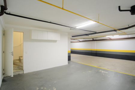 Casa de condomínio para alugar com 102m², 3 quartos e 2 vagasGaragem