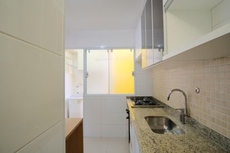 Casa de condomínio para alugar com 102m², 3 quartos e 2 vagasCozinha