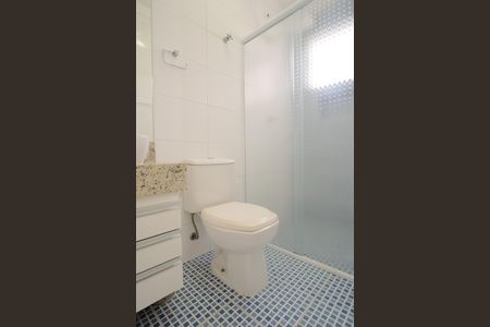 Casa de condomínio para alugar com 102m², 3 quartos e 2 vagasBanheiro Social